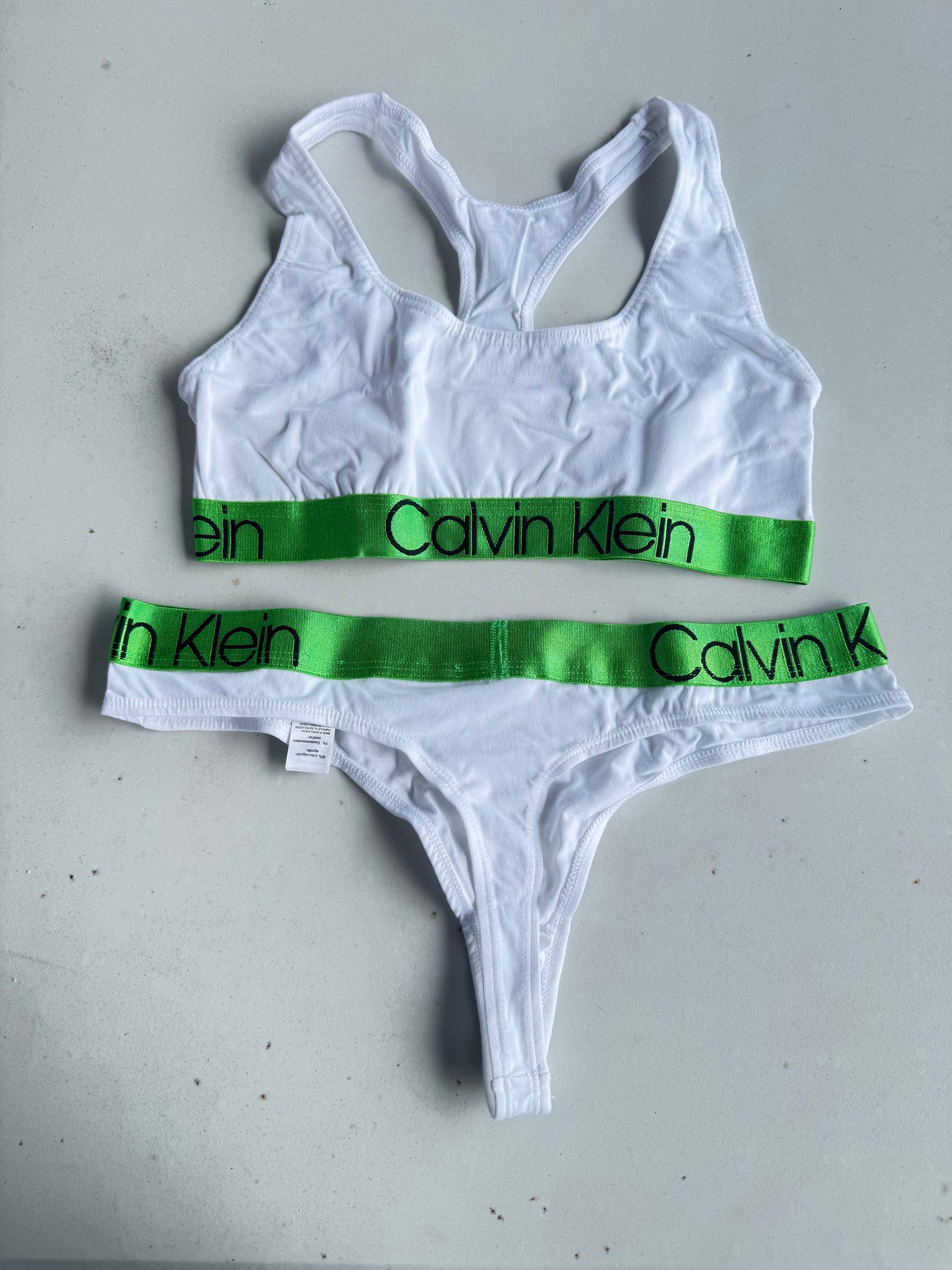 Conjunto Calvin Klein Mulher