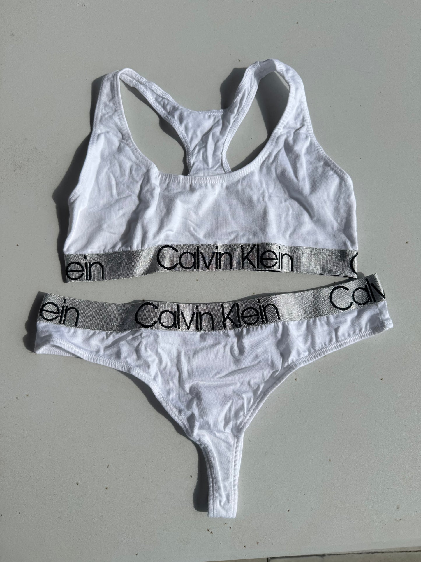 Conjunto Calvin Klein Mulher