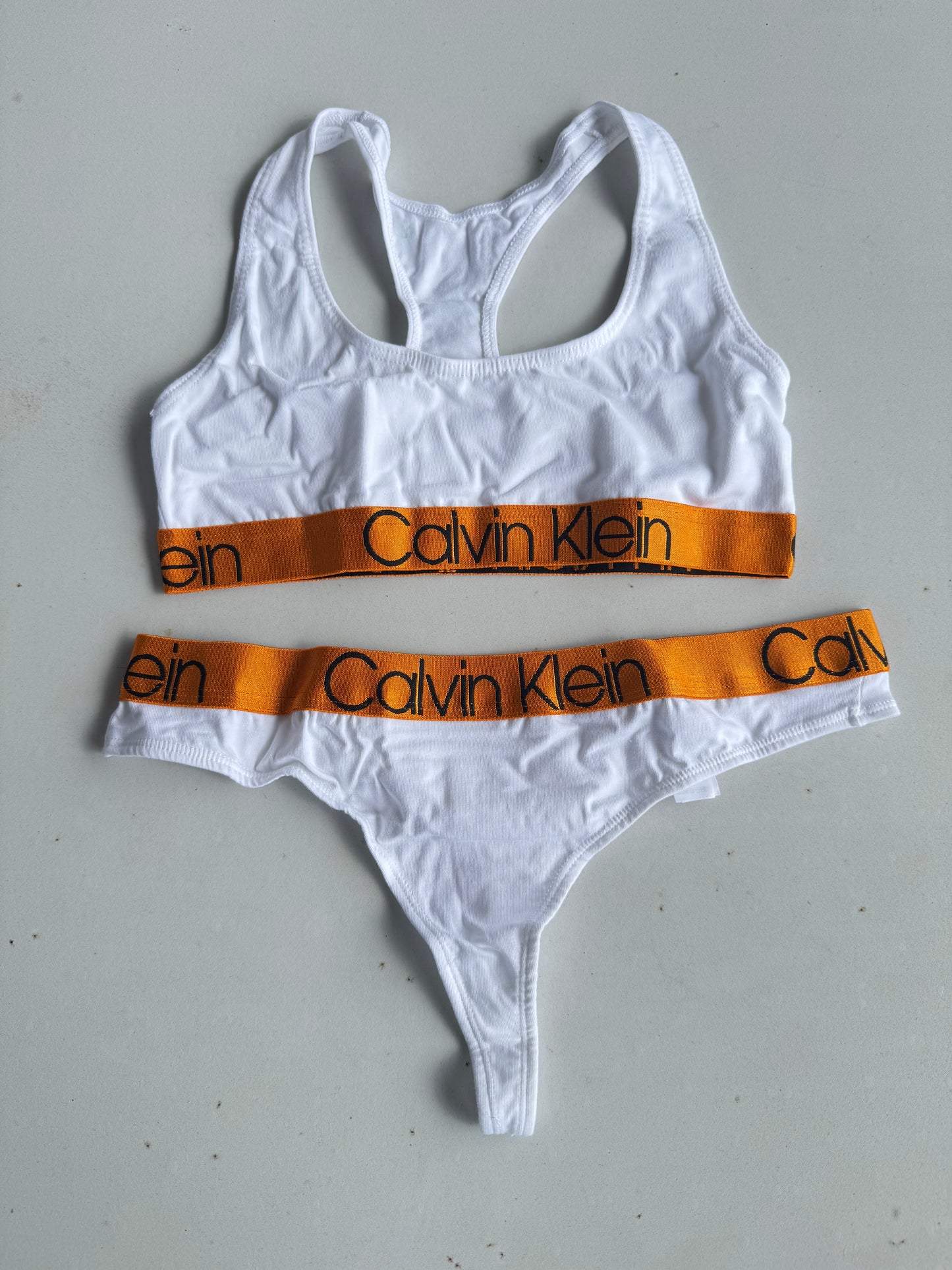Conjunto Calvin Klein Mulher