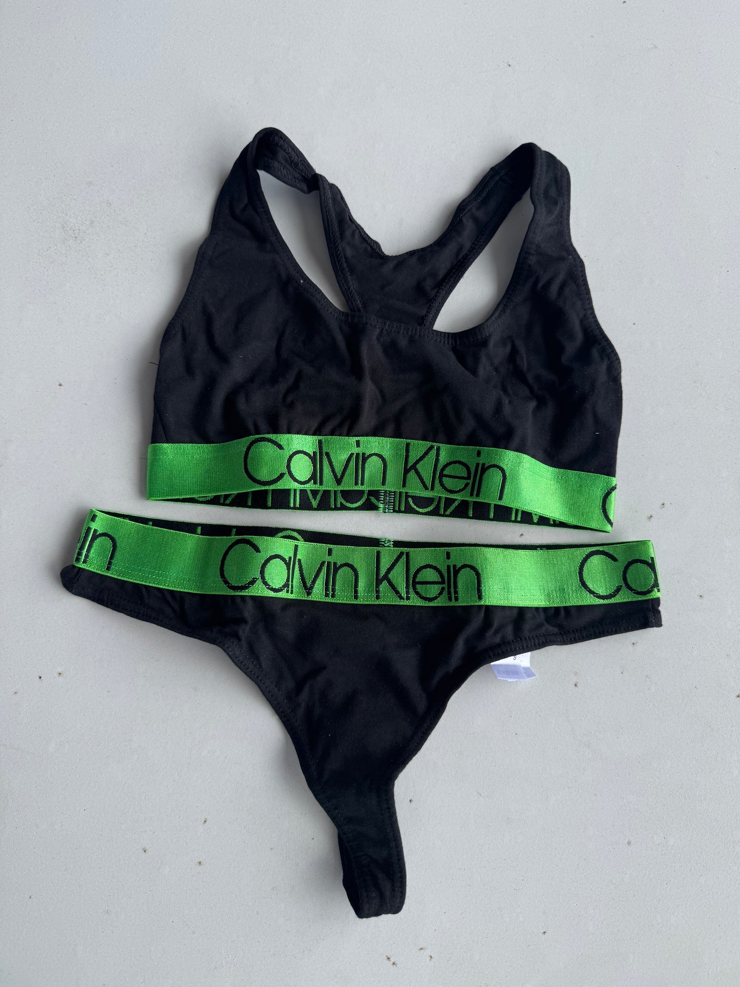 Conjunto Calvin Klein Mulher